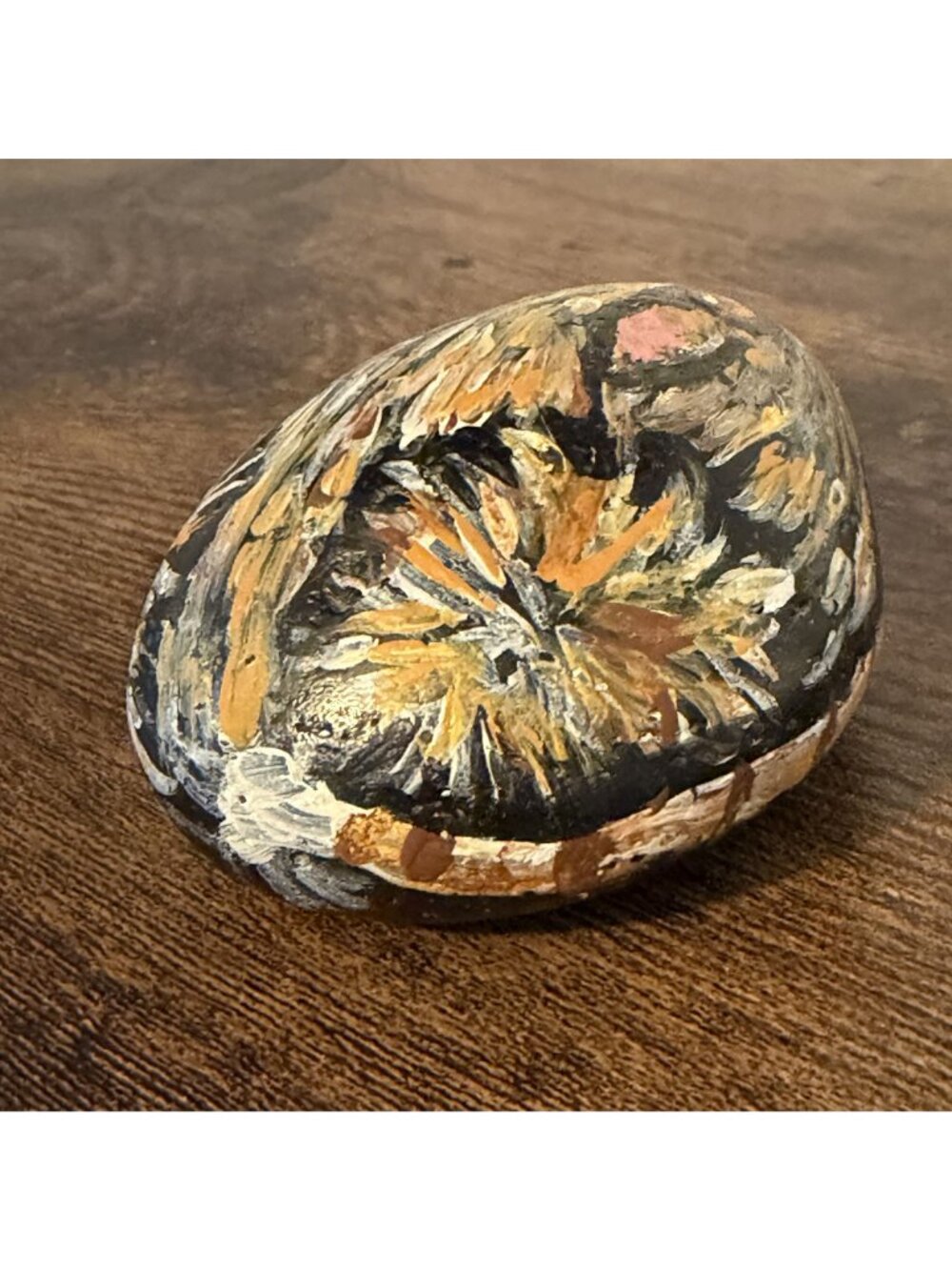 Hand Painted Squirrel Rock Stone Art Animal Paperweight Garden Decor Funky - Picture 8 of 11
